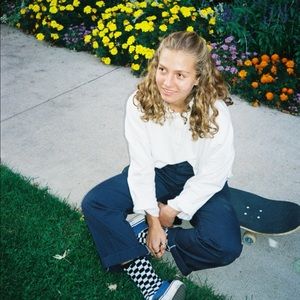 Meet your Posher, Ju